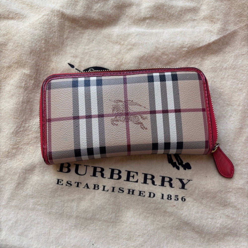 Burberry Red and Tan Wallets with Iconic Check Pattern - Picture 3 of 5